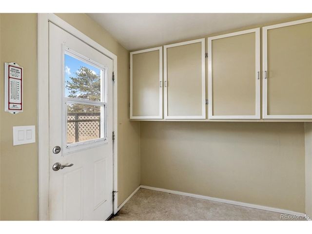 192 Columbine Rd, Florissant, CO 80816