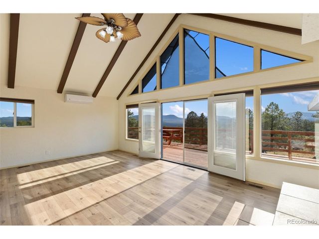 192 Columbine Rd, Florissant, CO 80816