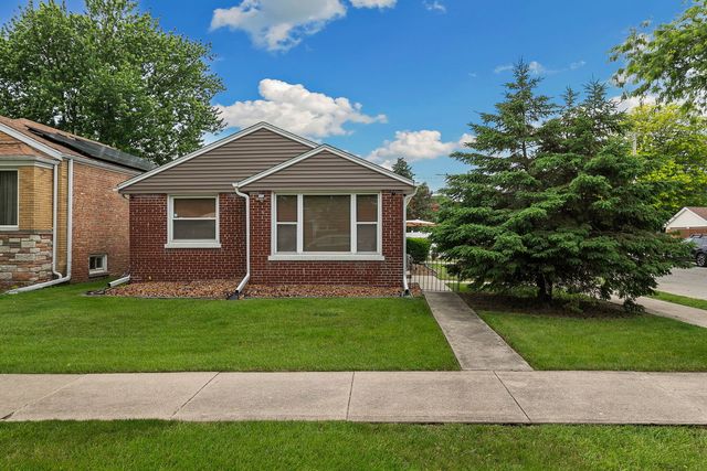 8900 S Utica Avenue, Evergreen Park, IL 60805