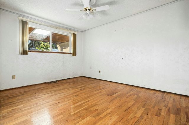 103 SW 130th Street, Seattle, WA 98146