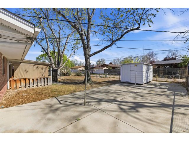 2216 12th St, Greeley, CO 80631