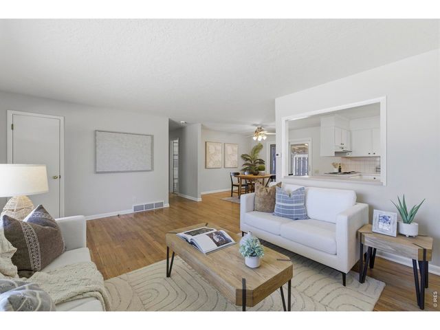 2216 12th St, Greeley, CO 80631