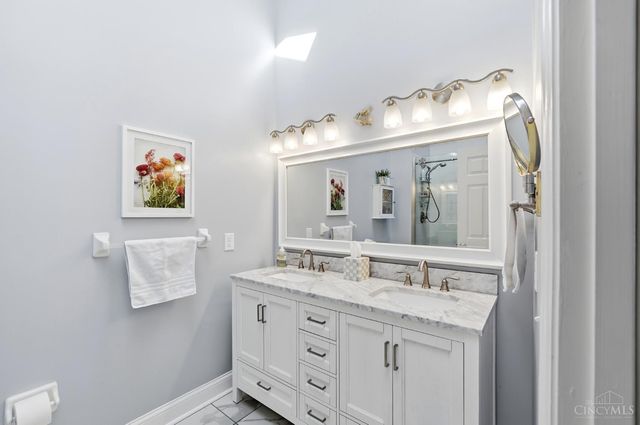 3415 Golden Avenue, Cincinnati, OH 45226