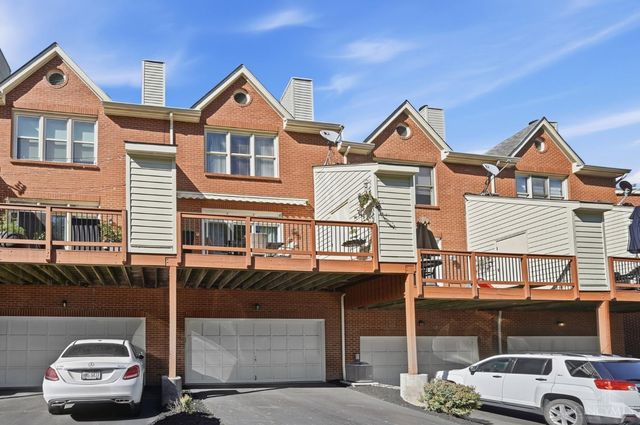 3415 Golden Avenue, Cincinnati, OH 45226