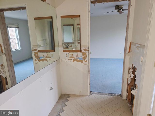 325 HARRISONVILLE RD, Mullica Hill, NJ 08062