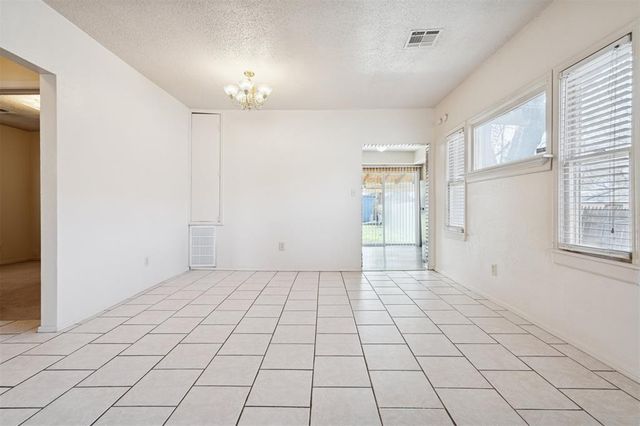 2004 NW 15th Street, Oklahoma City, OK 73106