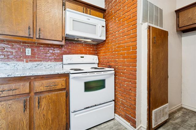 2004 NW 15th Street, Oklahoma City, OK 73106