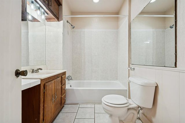 2004 NW 15th Street, Oklahoma City, OK 73106