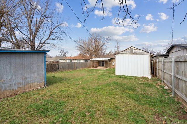 2004 NW 15th Street, Oklahoma City, OK 73106