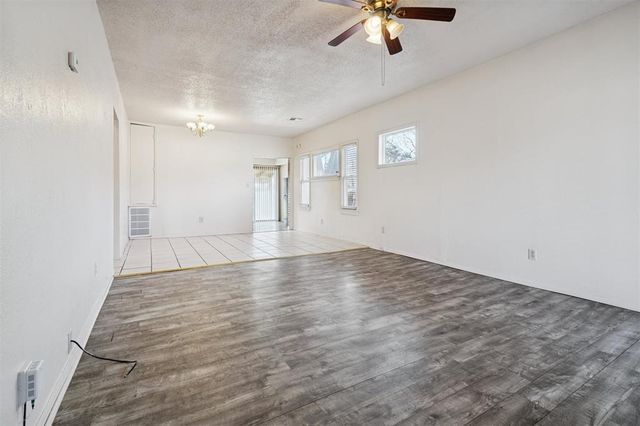 2004 NW 15th Street, Oklahoma City, OK 73106