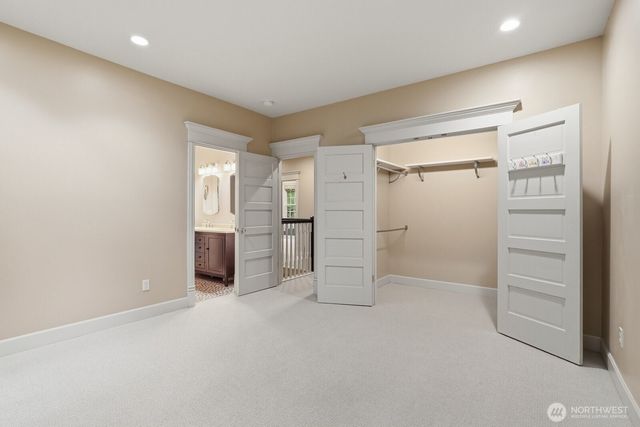 19827 223rd Avenue NE, Woodinville, WA 98077