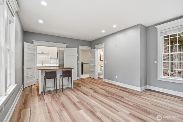 19827 223rd Avenue NE, Woodinville, WA 98077