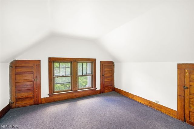 1390 Curtis Street, Akron, OH 44301