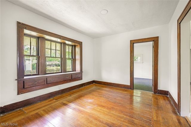 1390 Curtis Street, Akron, OH 44301