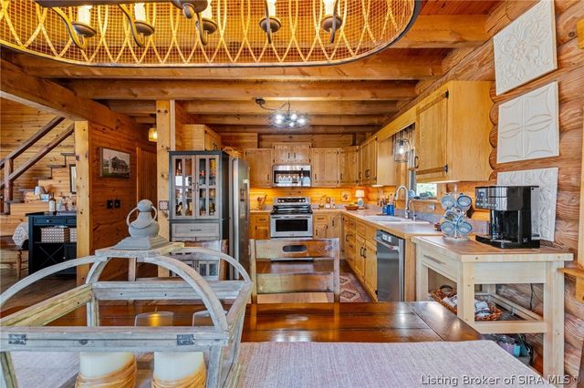 5113 Stoneview Drive, Charlestown, IN 47111