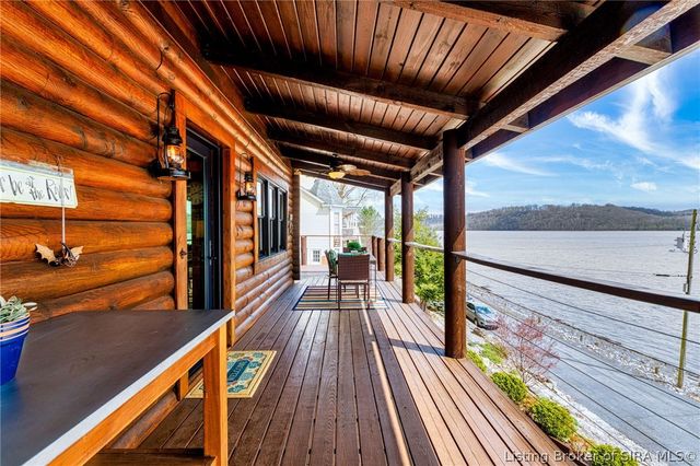 5113 Stoneview Drive, Charlestown, IN 47111