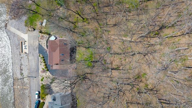 5113 Stoneview Drive, Charlestown, IN 47111