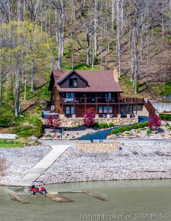 5113 Stoneview Drive, Charlestown, IN 47111