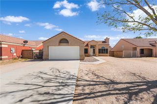 1040 Fairwind Avenue, Rosamond, CA 93560