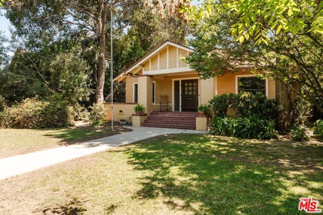 2170 W 24th Street, Los Angeles, CA 90018