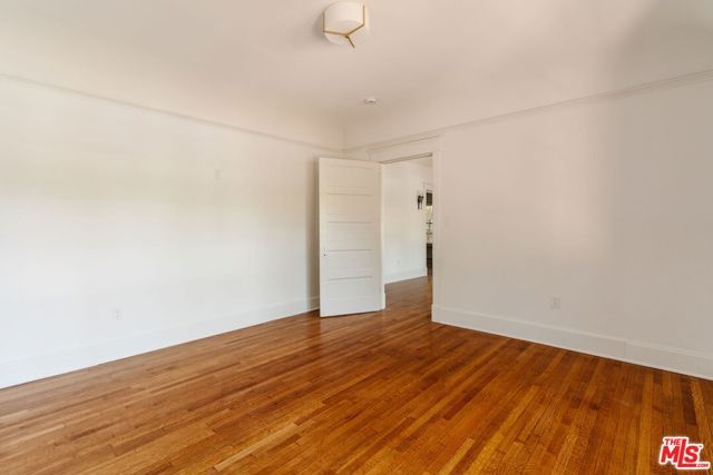 2170 W 24th Street, Los Angeles, CA 90018