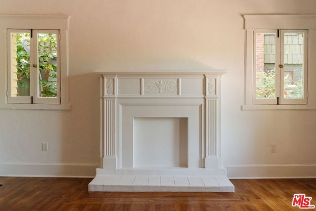 2170 W 24th Street, Los Angeles, CA 90018