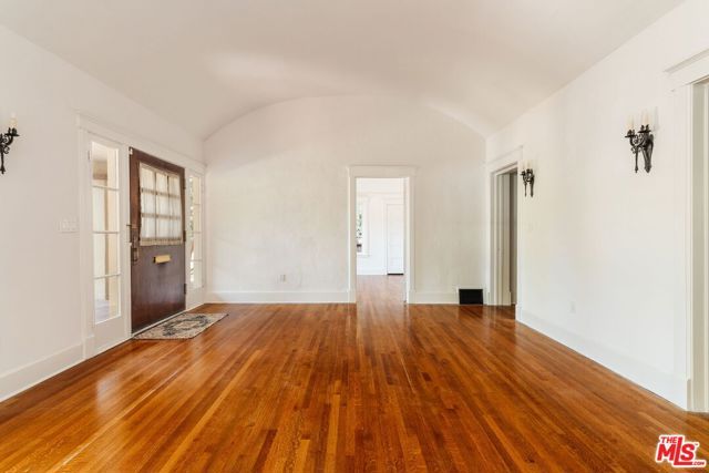 2170 W 24th Street, Los Angeles, CA 90018