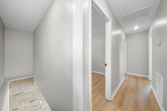 1320 Bellshire Dr, Nashville, TN 37207