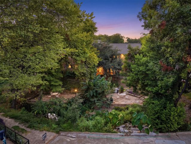 4851 Cedar Springs Road 392, Dallas, TX 75219
