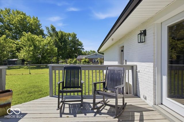 1106 S County Road 950 E, New Castle, IN 47362