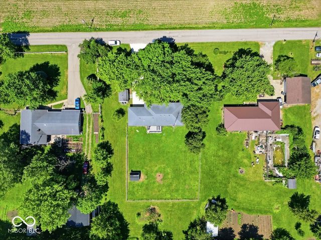 1106 S County Road 950 E, New Castle, IN 47362