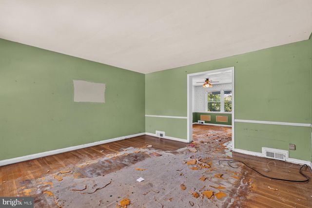 1510 GLENEAGLE RD, Baltimore, MD 21239