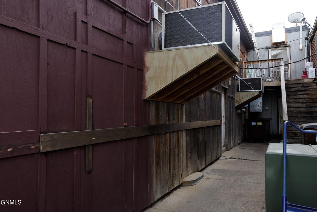 410 3rd Street NE, Medora, ND 58645 photo 10