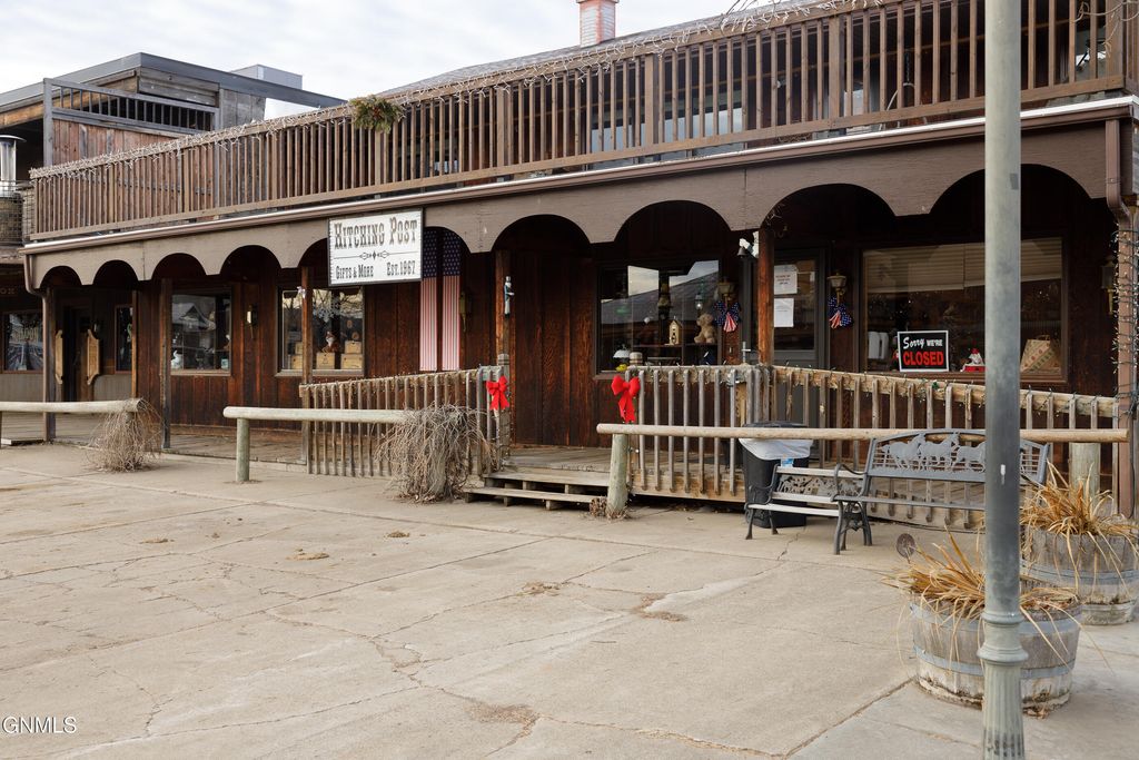 410 3rd Street NE, Medora, ND 58645 photo 2