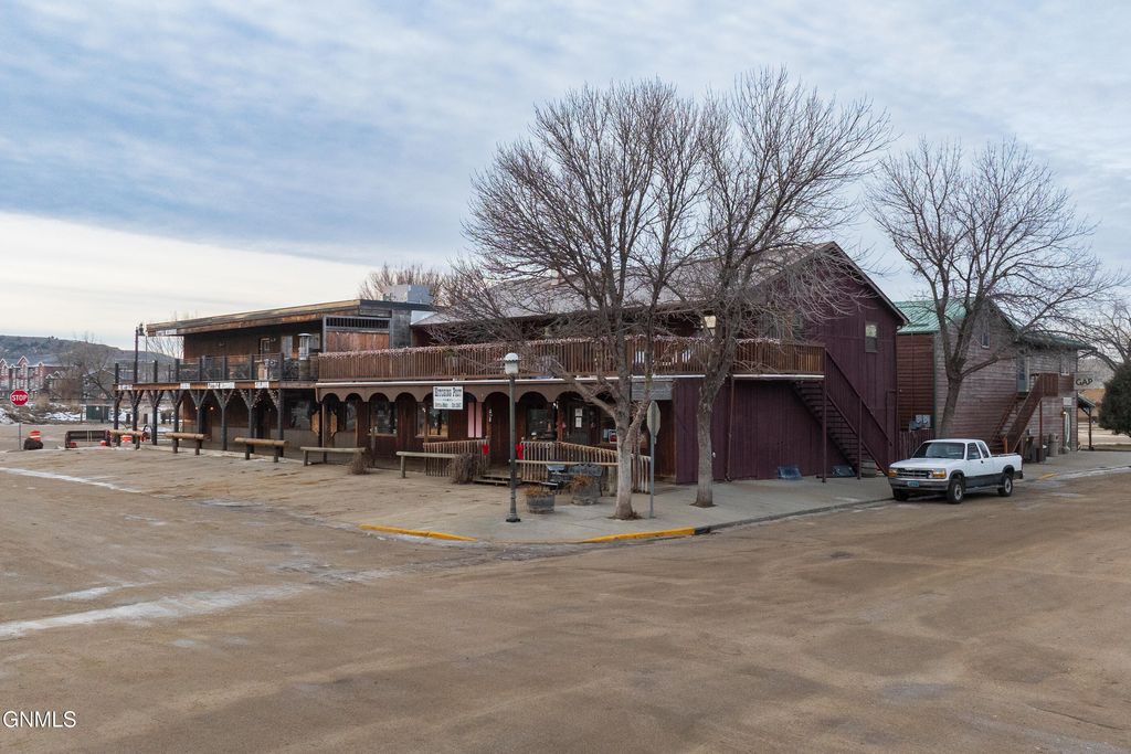 410 3rd Street NE, Medora, ND 58645 photo 6
