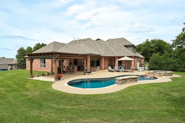 10301 Berrywood Drive, Oklahoma City, OK 73151