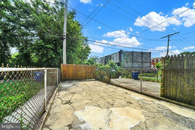 1813 N BENTALOU ST, Baltimore, MD 21216