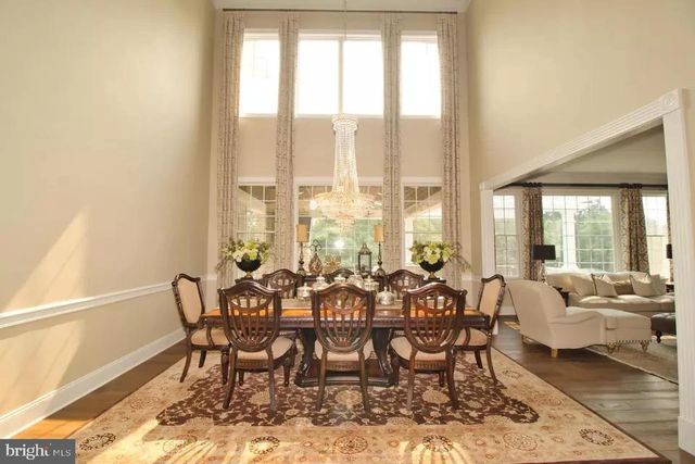 1473 W STONINGTON DR, Downingtown, PA 19335