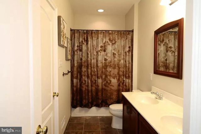 1473 W STONINGTON DR, Downingtown, PA 19335