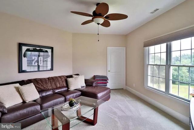 1473 W STONINGTON DR, Downingtown, PA 19335