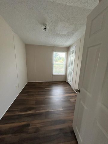 20948 Cameron RD, Coupland, TX 78615