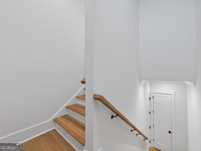2020 Clearwater Drive, White Plains, GA 30678