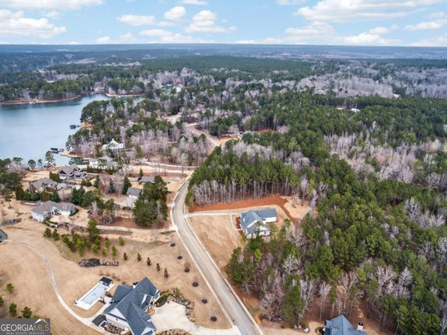 2020 Clearwater Drive, White Plains, GA 30678