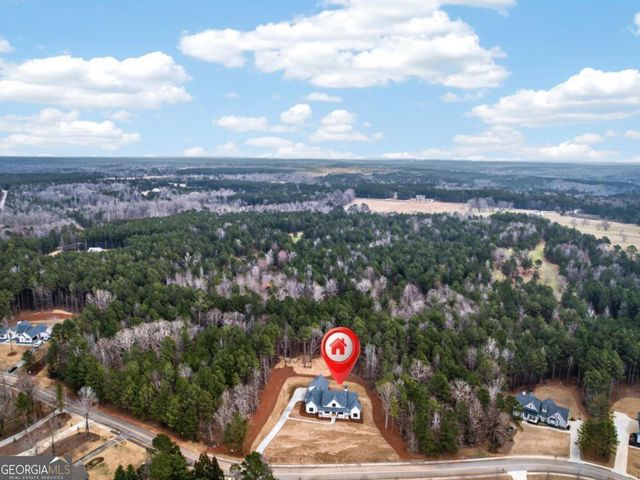 2020 Clearwater Drive, White Plains, GA 30678