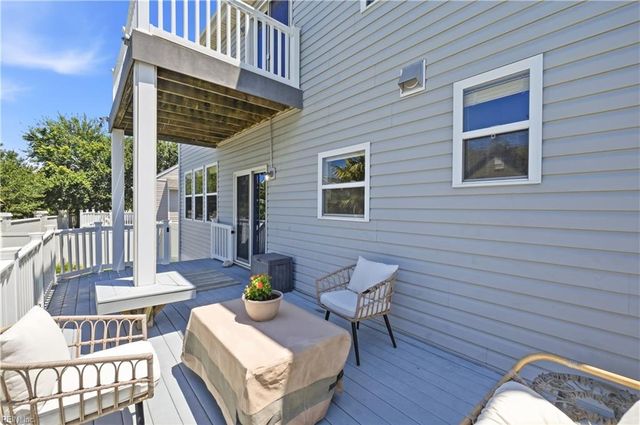 5049 Ocean WAY, Norfolk, VA 23518