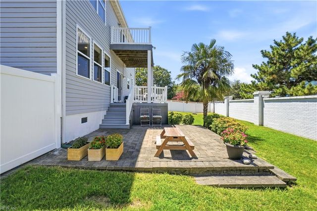 5049 Ocean WAY, Norfolk, VA 23518