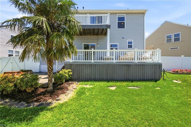 5049 Ocean WAY, Norfolk, VA 23518