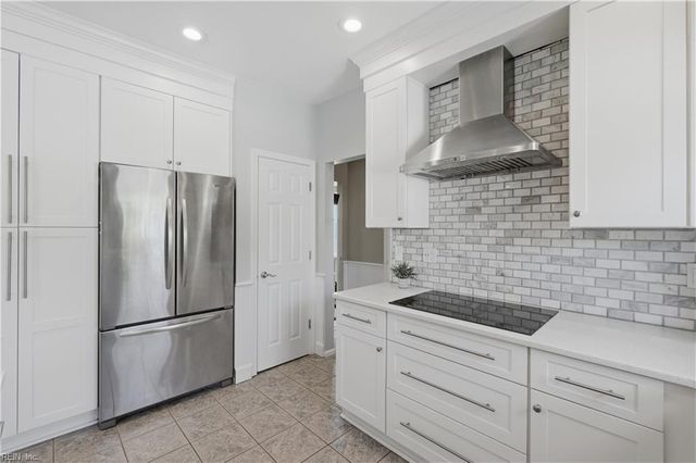 5049 Ocean WAY, Norfolk, VA 23518