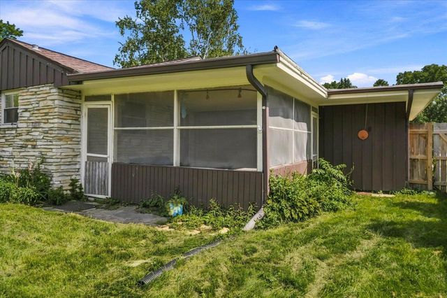 8509 N 52nd STREET, Brown Deer, WI 53223