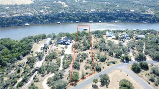 1427 Likeness RD, Spicewood, TX 78669